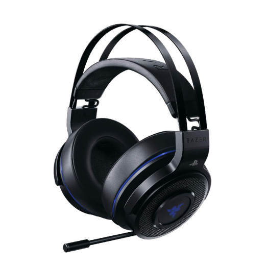 Razer Thresher - Lag-Free Wireless Connection - Retractable Digital Microphone - Gaming Headset Works with PC & PS4